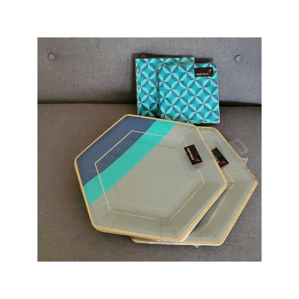 Papyrus‎ Home dinner plates 8 x 2 packages + 20 beverage napkins x 2 packages